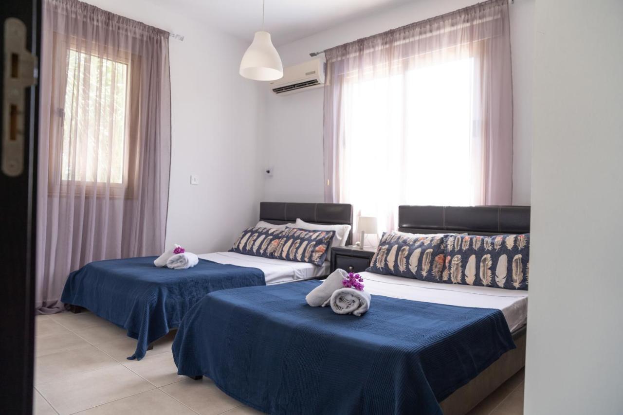 Palm Villa Ekaterina 4 Bdrm Paralimni Zewnętrze zdjęcie